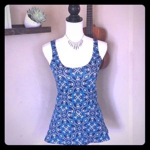 ❤️Tile Print Peplum Top - pointe knit